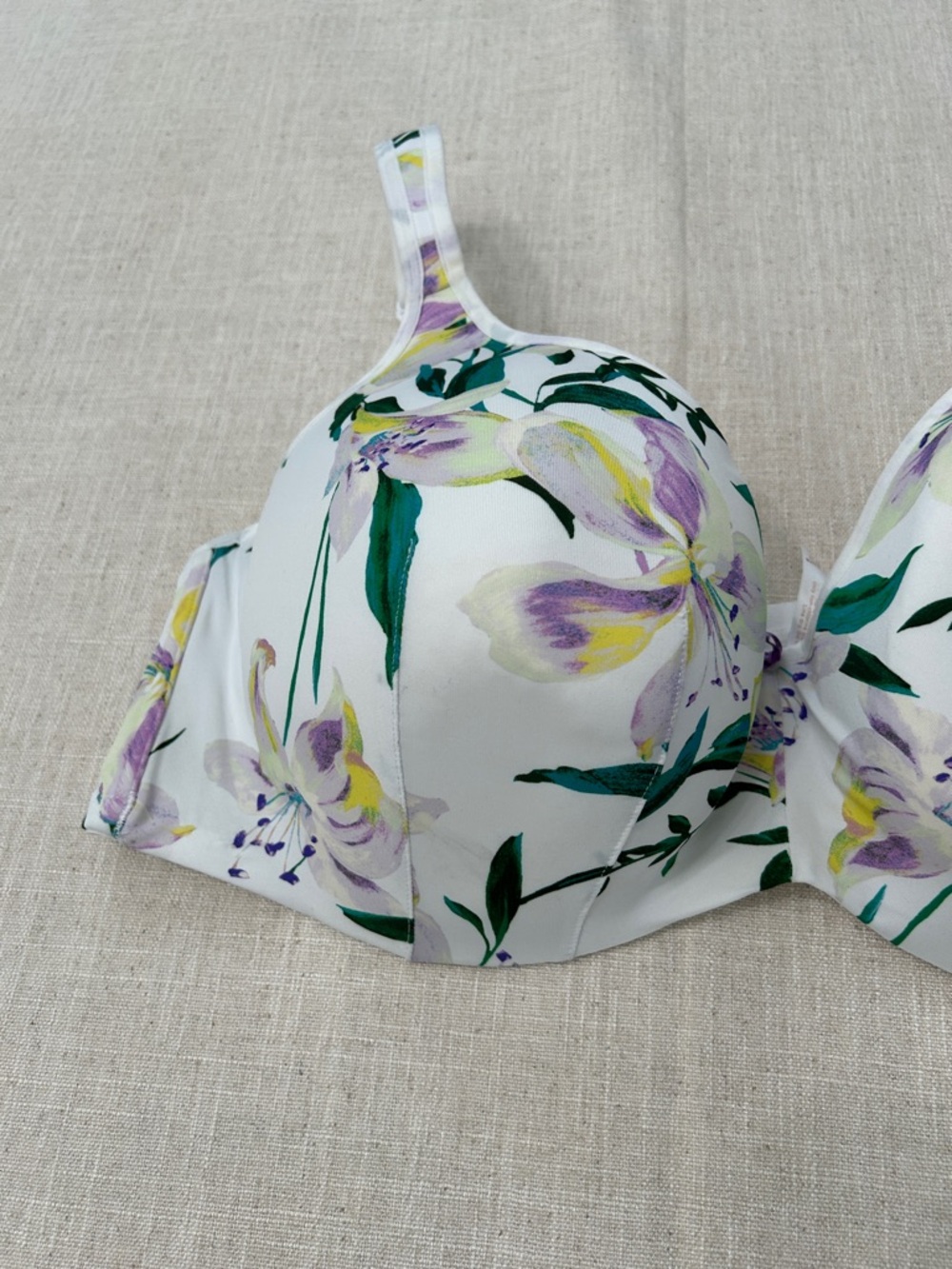 Cacique Lightly Lined Balconette Floral Bra Feminine 44DDD NWT - Picture 2 of 9